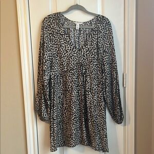 H&M Long Sleeve Animal Print Dress